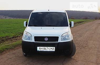 Вантажопасажирський фургон Fiat Doblo 2008 в 