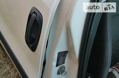 Мінівен Fiat Doblo 2010 в 