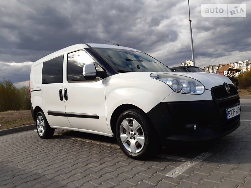 Вантажопасажирський фургон Fiat Doblo 2012 в Хмельницькому фото 13 Вантажопасажирський фургон Fiat Doblo 2012 в Хмельницькому