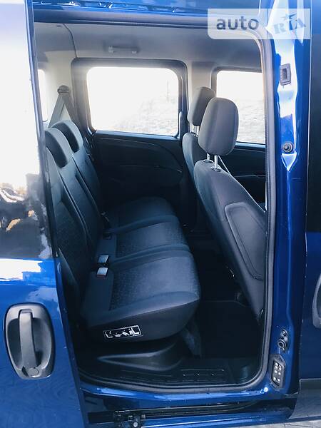 Вантажопасажирський фургон Fiat Doblo 2014 в Стрию