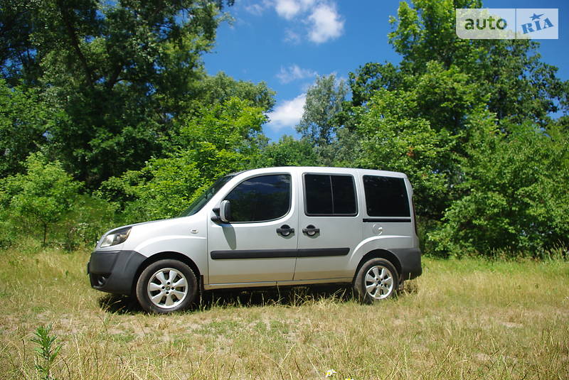 Мінівен Fiat Doblo 2007 в Києві