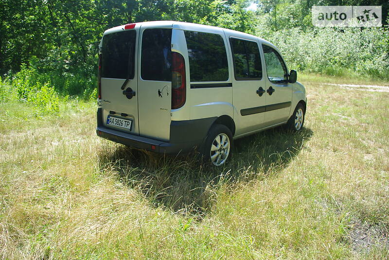 Мінівен Fiat Doblo 2007 в Києві