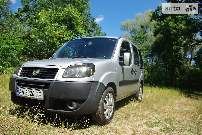 Мінівен Fiat Doblo 2007 в Києві
