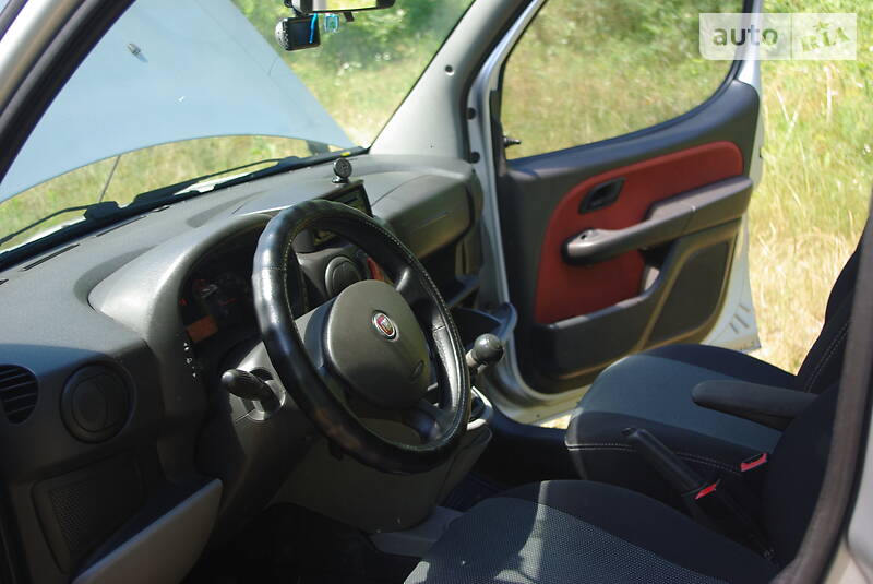 Мінівен Fiat Doblo 2007 в Києві