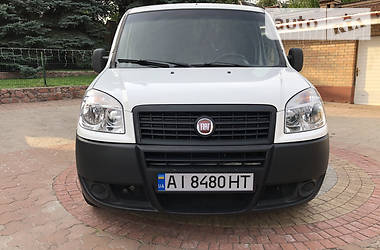 Грузопассажирский фургон Fiat Doblo 2011 в Киеве