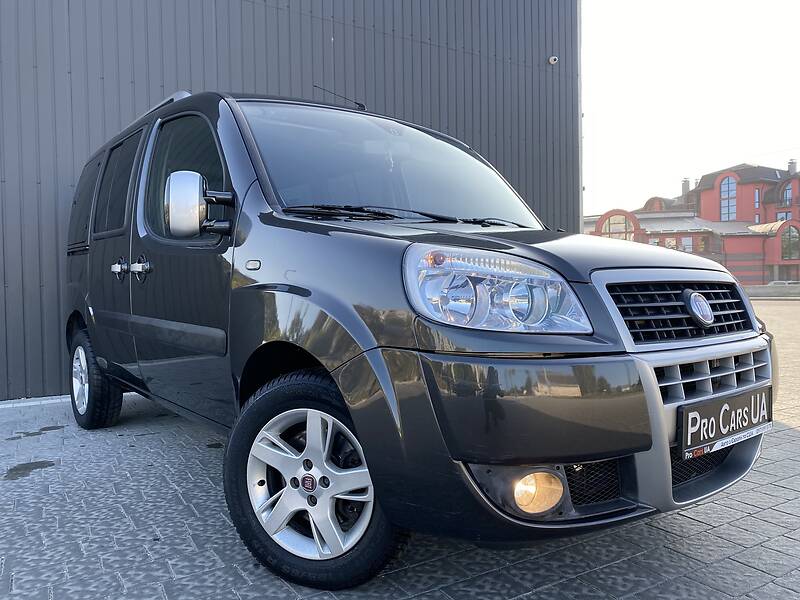 Универсал Fiat Doblo 2008 в Дрогобыче