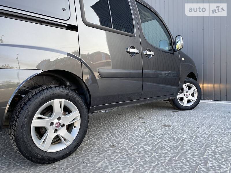 Универсал Fiat Doblo 2008 в Дрогобыче