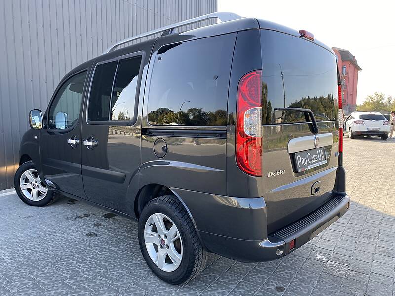 Универсал Fiat Doblo 2008 в Дрогобыче
