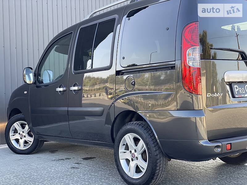 Универсал Fiat Doblo 2008 в Дрогобыче