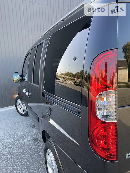 Универсал Fiat Doblo 2008 в Дрогобыче