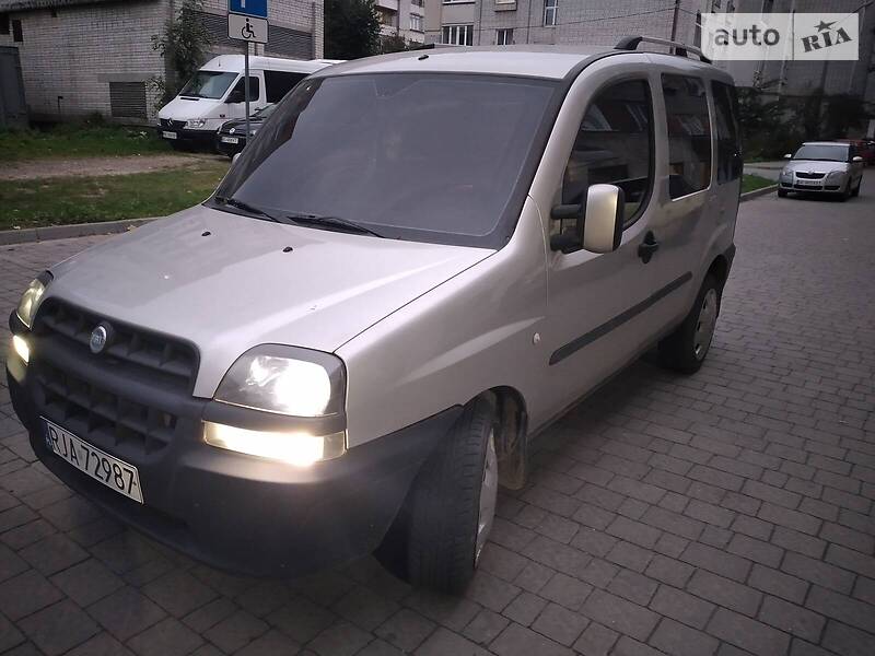 Пикап Fiat Doblo 2003 в Львове