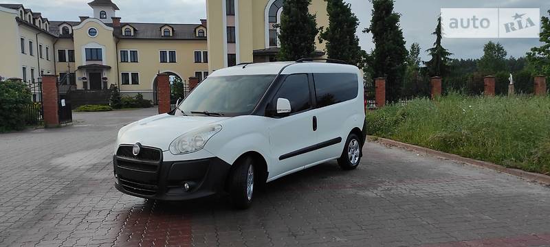 Fiat Doblo 2012