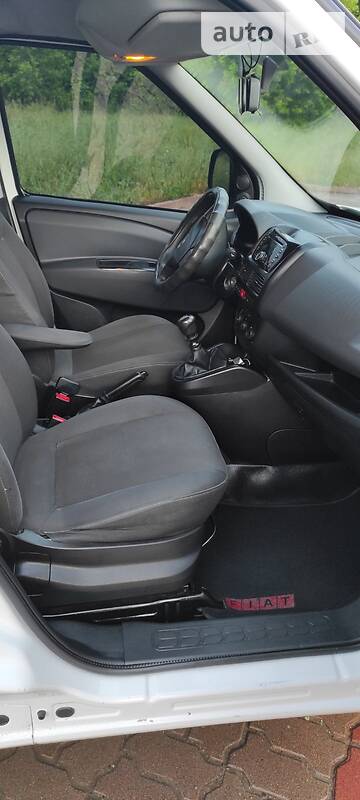 Мінівен Fiat Doblo 2012 в Києві фото 19 Мінівен Fiat Doblo 2012 в Києві