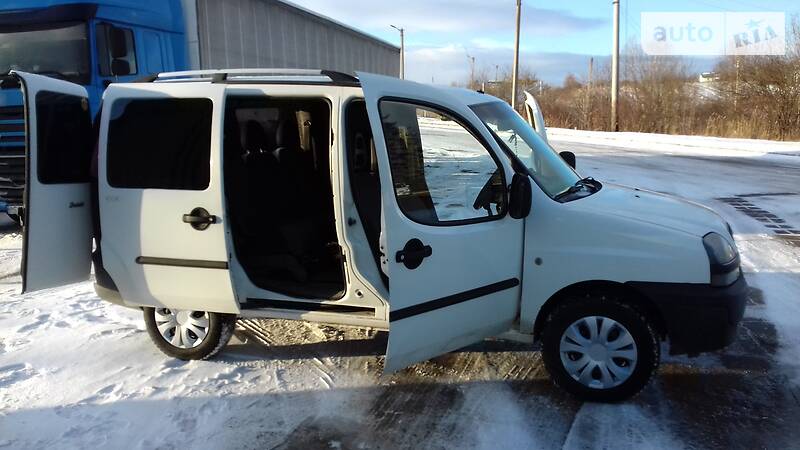 Универсал Fiat Doblo 2001 в Дрогобыче