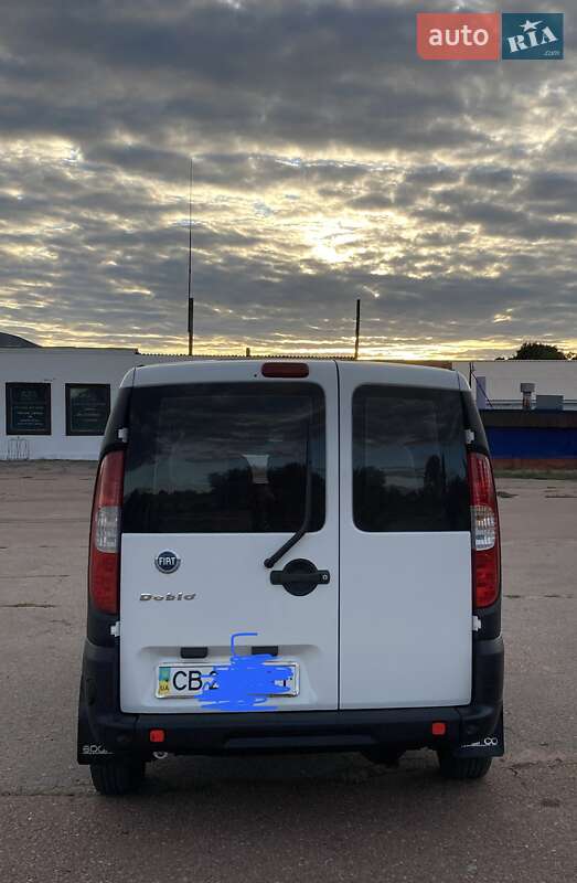 Минивэн Fiat Doblo 2006 в Прилуках