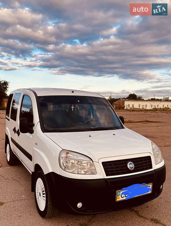 Минивэн Fiat Doblo 2006 в Прилуках