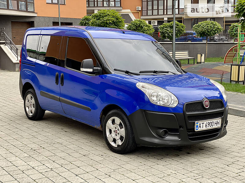 Мінівен Fiat Doblo 2013 в Івано-Франківську