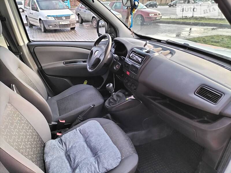 Грузовой фургон Fiat Doblo 2014 в Львове