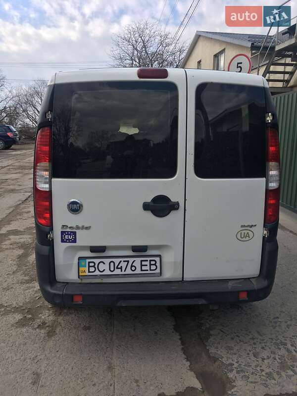 Минивэн Fiat Doblo 2006 в Городке