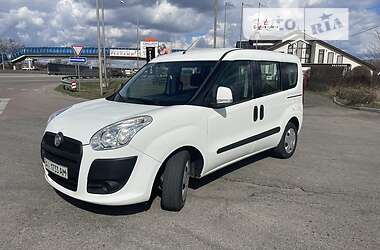 Хэтчбек Fiat Doblo 2012 в Киеве