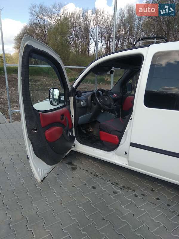 Минивэн Fiat Doblo 2004 в Трускавце