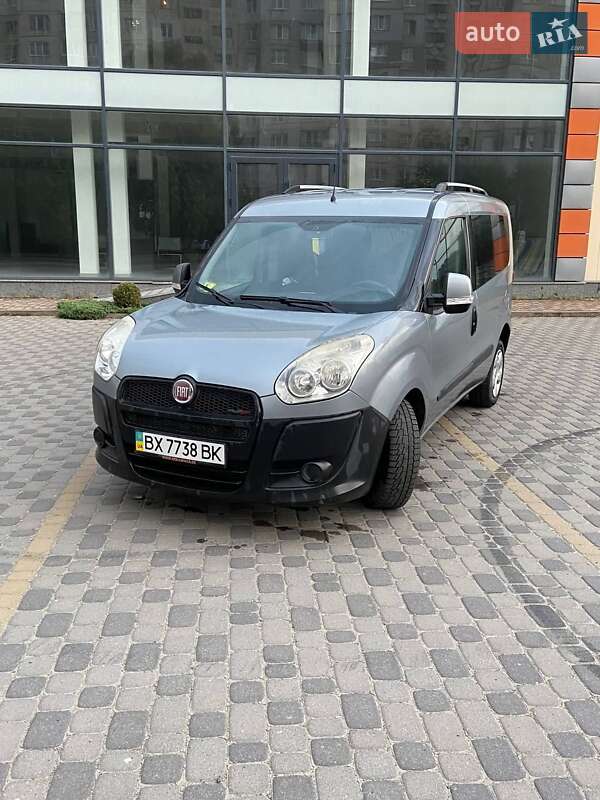 Минивэн Fiat Doblo 2010 в Хмельницком