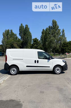 Грузовой фургон Fiat Doblo 2020 в 