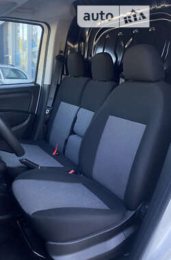 Грузовой фургон Fiat Doblo 2020 в 