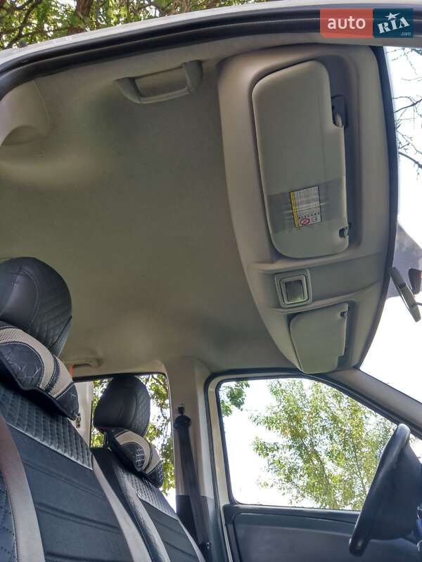 Мінівен Fiat Doblo 2011 в Семенівці фото 23 Мінівен Fiat Doblo 2011 в Семенівці