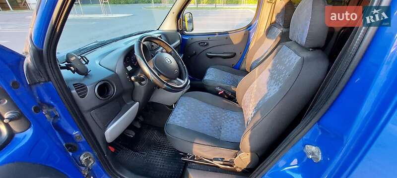 Минивэн Fiat Doblo 2006 в Виннице