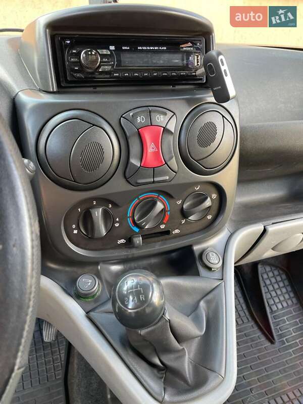 Минивэн Fiat Doblo 2005 в Сумах