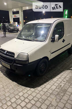 Вантажний фургон Fiat Doblo 2002 в Львові