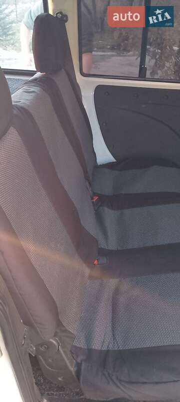 Минивэн Fiat Doblo 2012 в Киеве фото 4 Минивэн Fiat Doblo 2012 в Киеве