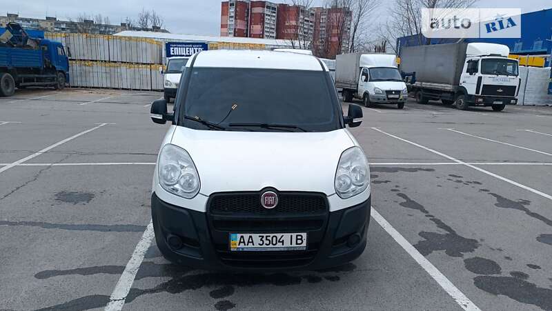 Мінівен Fiat Doblo 2013 в Дніпрі