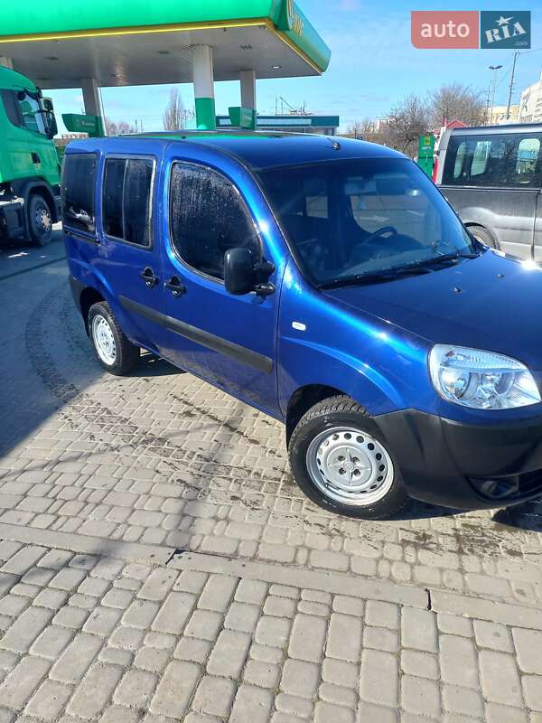 Минивэн Fiat Doblo 2012 в Виннице