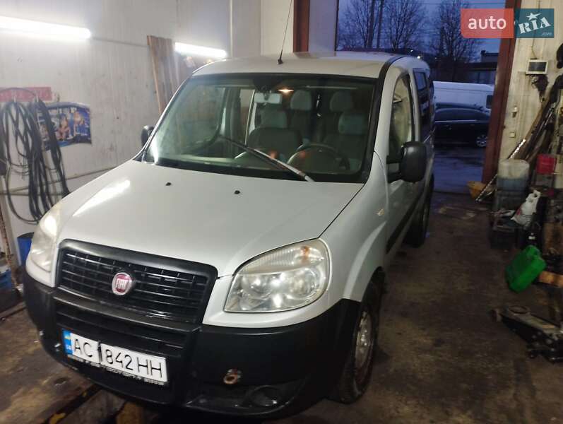 Минивэн Fiat Doblo 2013 в Львове