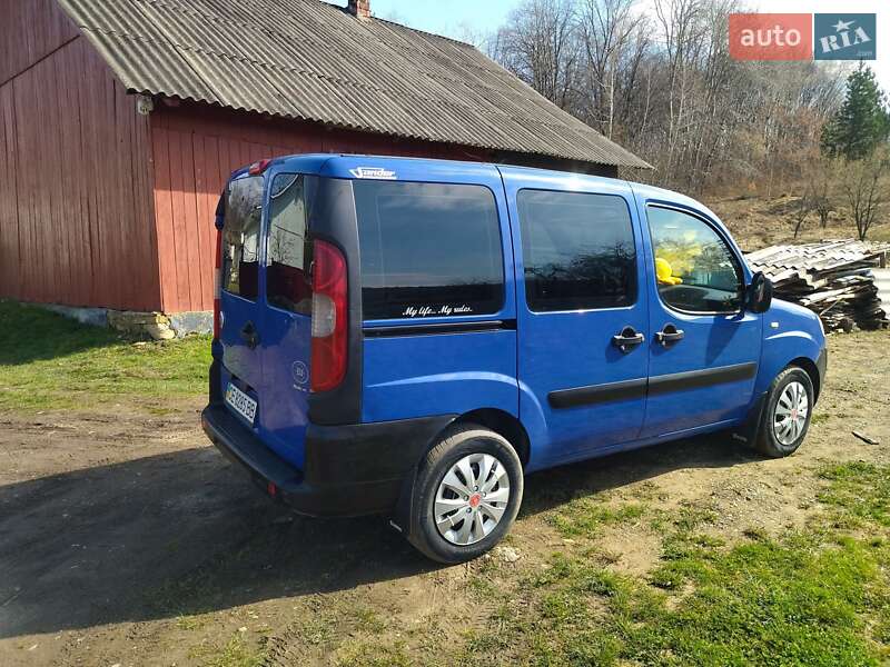 Минивэн Fiat Doblo 2007 в Черновцах