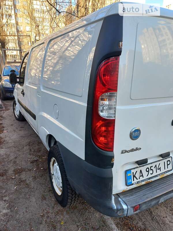 Грузовой фургон Fiat Doblo 2007 в Киеве