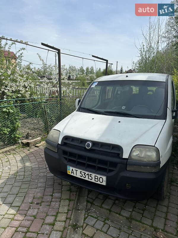 Минивэн Fiat Doblo 2003 в Долине