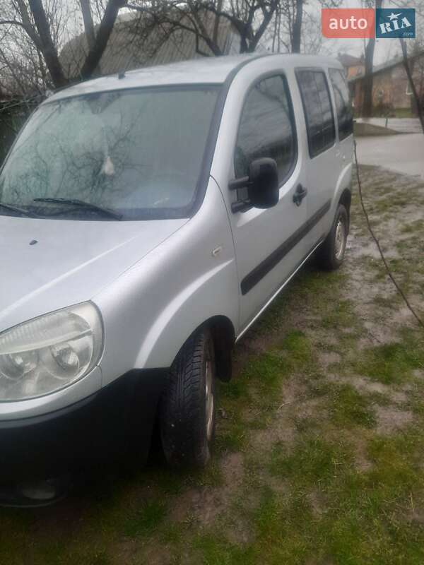 Минивэн Fiat Doblo 2008 в Львове