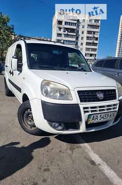 Минивэн Fiat Doblo 2009 в Киеве