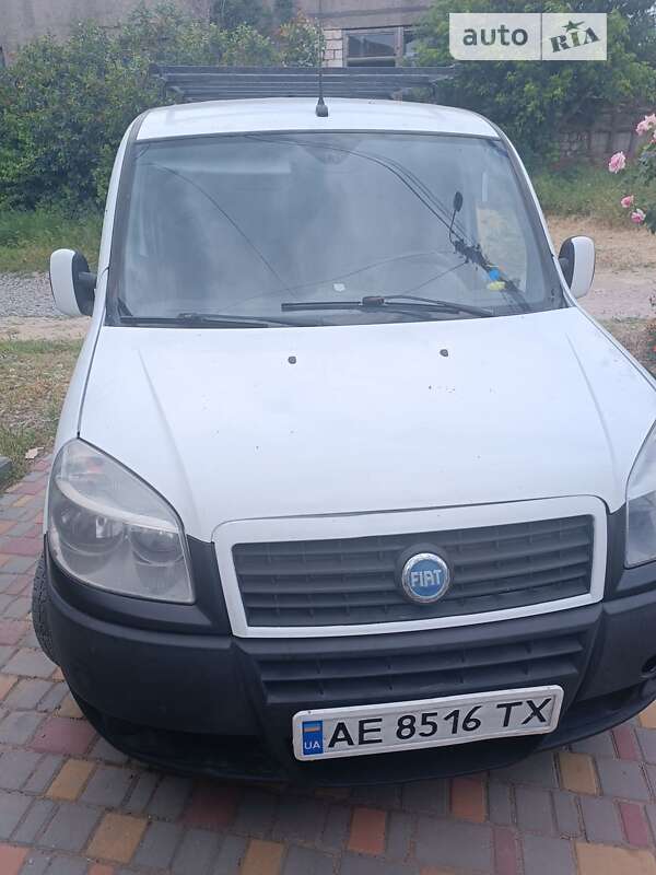 Грузовой фургон Fiat Doblo 2006 в Николаеве