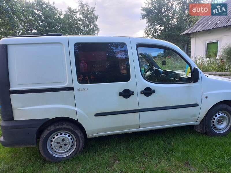 Минивэн Fiat Doblo 2002 в Ратным