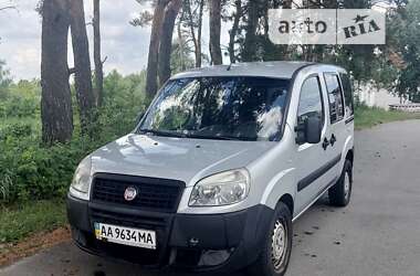 Мінівен Fiat Doblo 2011 в Києві