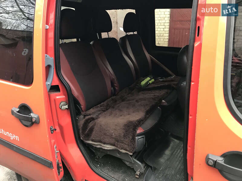 Минивэн Fiat Doblo 2004 в Луцке