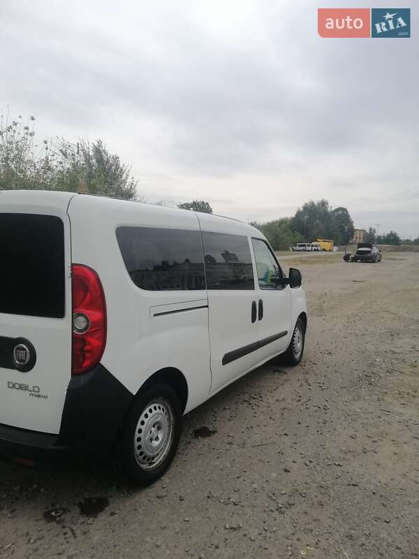 Минивэн Fiat Doblo 2012 в Харькове