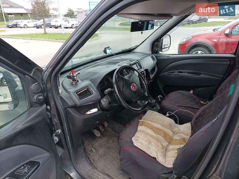 Мінівен Fiat Doblo 2010 в Львові