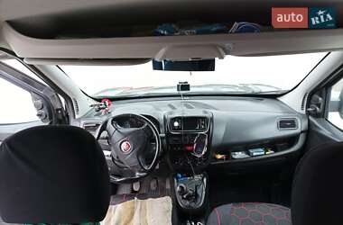 Минивэн Fiat Doblo 2010 в 