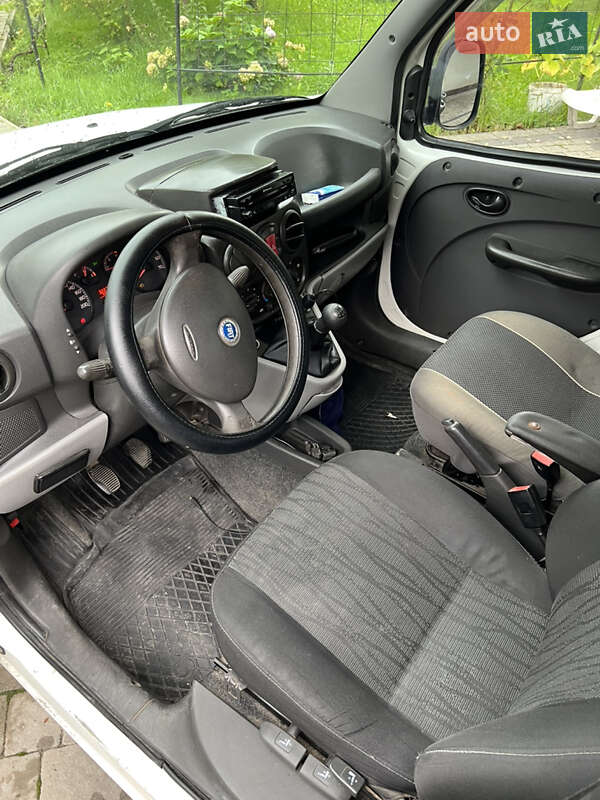Минивэн Fiat Doblo 2007 в Львове