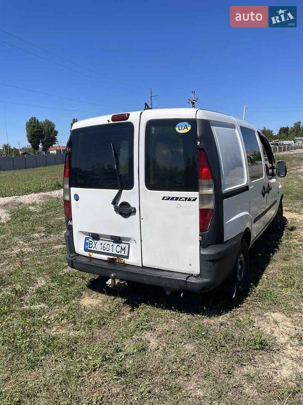 Минивэн Fiat Doblo 2000 в Новой Ушице